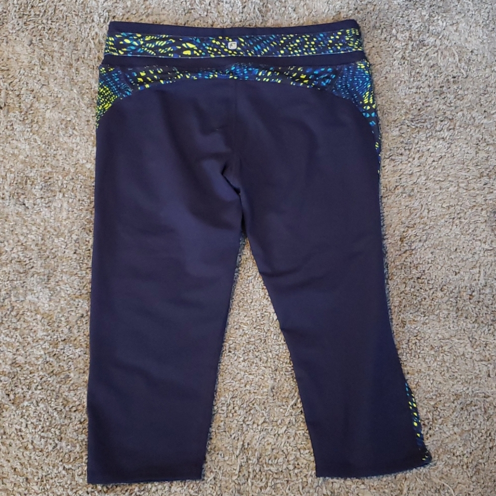Fabletics capri - Picture 2 of 4